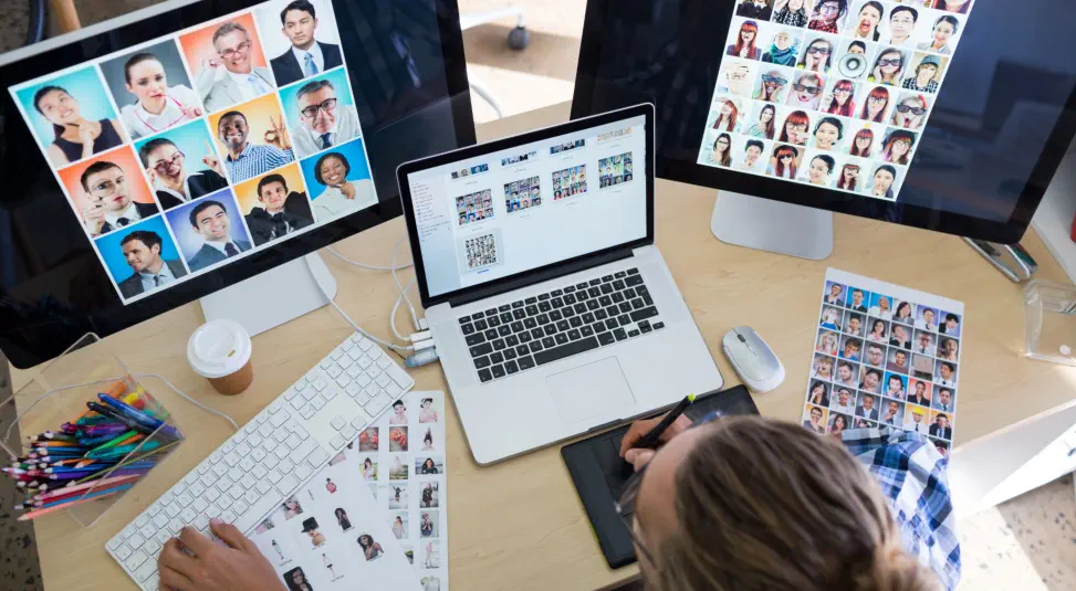 Puestos de trabajo en una agencia de publicidad